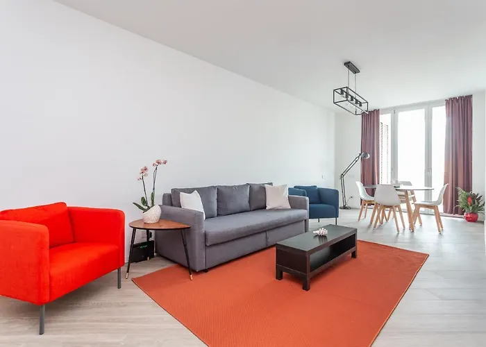 Trastevere Modern Terraced Apt