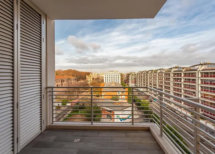 Trastevere Modern Terraced Apt